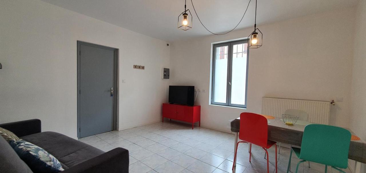 Chez Mamita : Appartement Dans Quartier Calme. Carcassonne Exterior photo